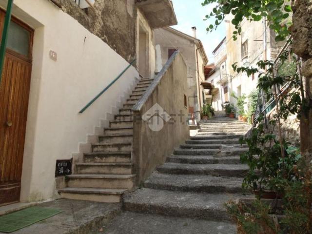 Appartamento in vendita a Scandriglia, Lazio
