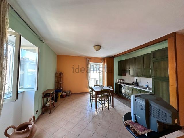 Appartamento in vendita a Santo Stefano Di Camastra, Sicilia