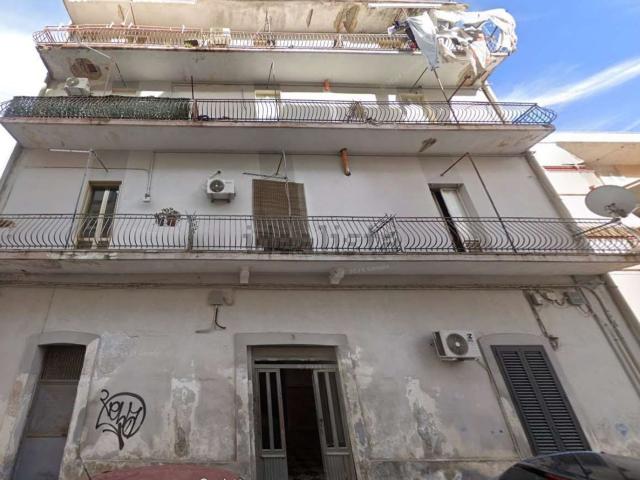Appartamento in vendita a Taranto