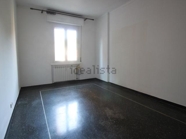 Appartamento in vendita a Centro Est, Serra Riccò