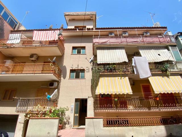 Appartamento in vendita a Letojanni, Sicilia