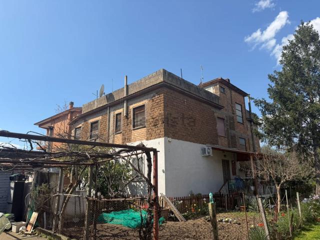 Appartamento in vendita a Municipio Roma VII, Ciampino