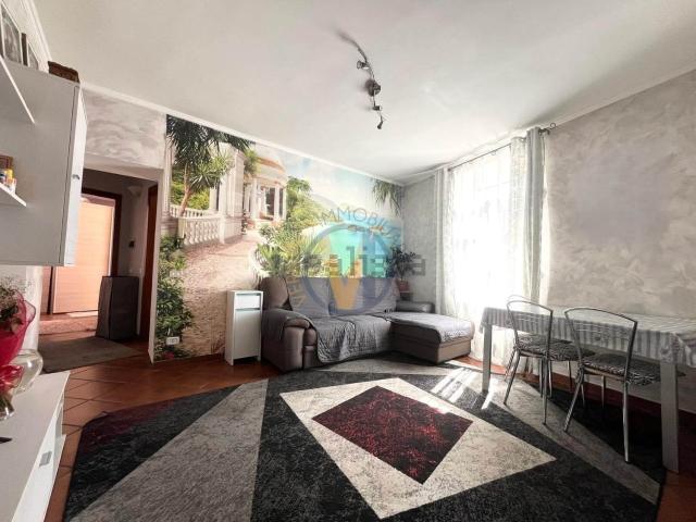 Appartamento in vendita a Varese, Lombardia