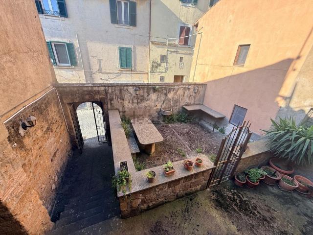 Appartamento in vendita a Tuscania, Lazio