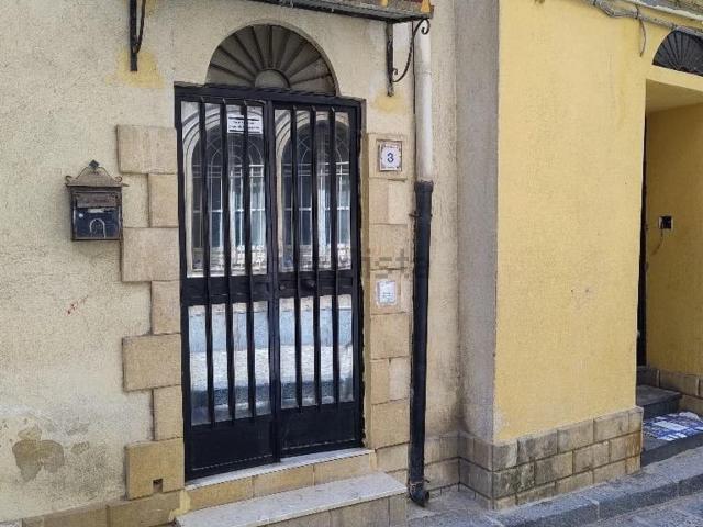 Appartamento in vendita a Quartiere Provvidenza, Caltanissetta