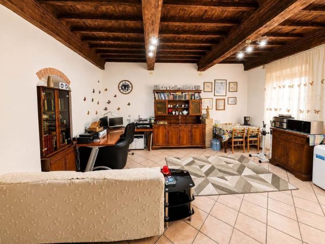 Appartamento in vendita a La Ginestra, Montevarchi