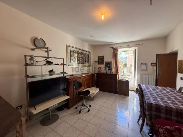 Appartamento in vendita a Borgo Solestà, Marche