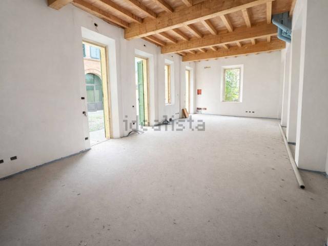 Appartamento in vendita a Unione Comuni Modenesi Area Nord, Mirandola