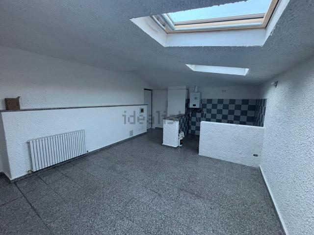 Appartamento in vendita a Caserme, Como