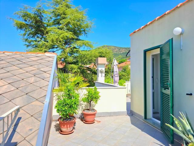 Appartamento in vendita a Pietra Ligure, Liguria