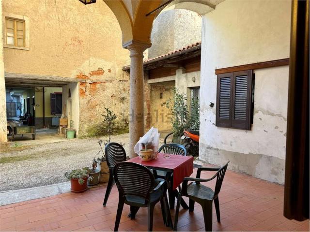 Appartamento in vendita a Gargallo, Novara