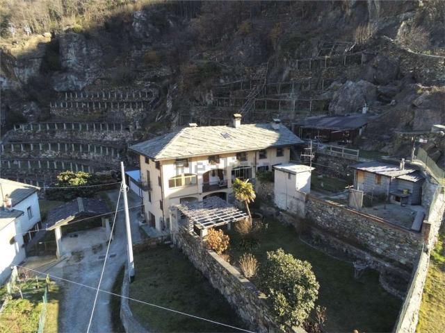 Appartamento in vendita a Stigliano Superiore, Pont Saint Martin