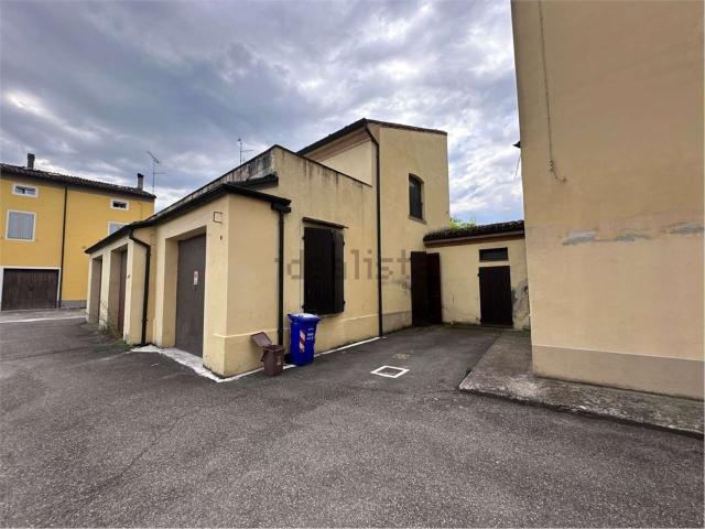 Appartamento in vendita a Soragna, Reggio Emilia