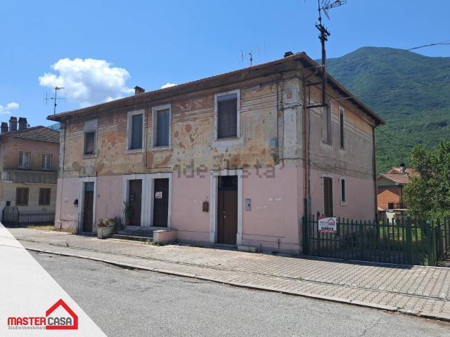 Appartamento in vendita a Balsorano, Abruzzo