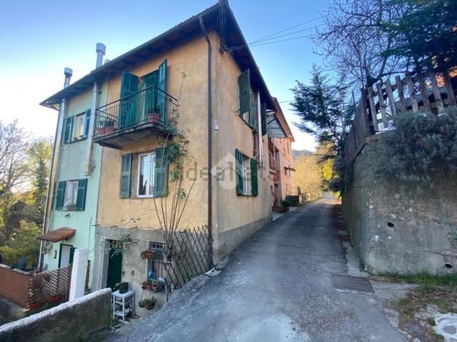 Appartamento in vendita a Prato, Torriglia