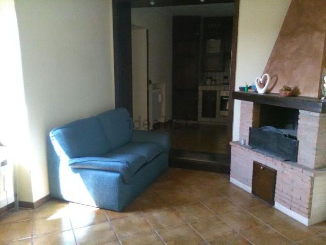 Appartamento in vendita a Fabrica Di Roma, Lazio