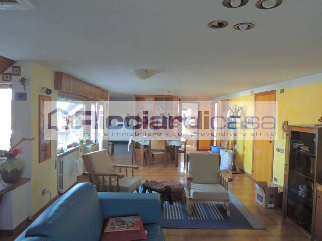 Attico in vendita a Marche, Fermo