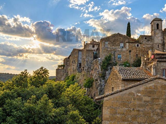 Appartamento in vendita a Calcata Vecchia, Calcata