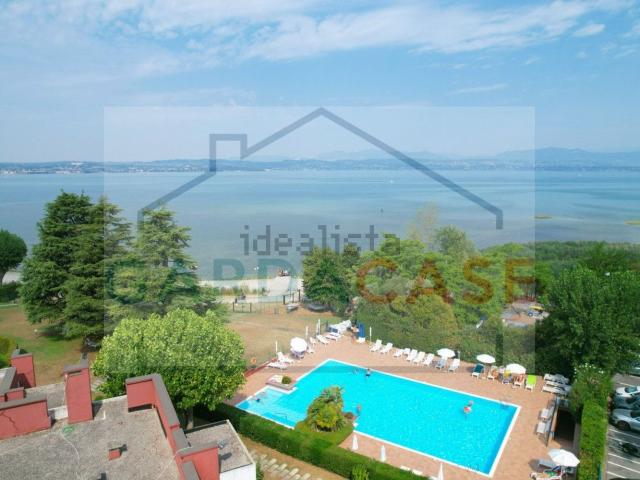 Appartamento in vendita a Sirmione, Lombardia