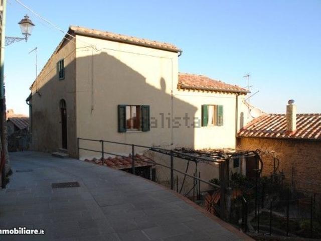 Appartamento in vendita a Castelnuovo Val Di Cecina, Toscana