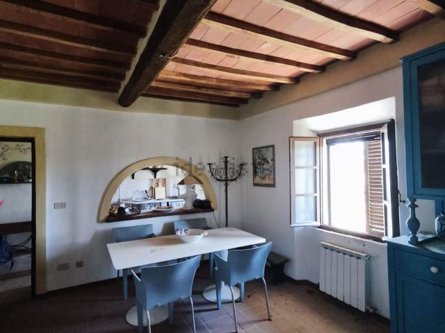 Appartamento in vendita a Quartiere Centro Storico, Buonconvento