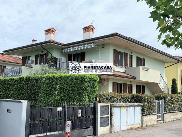 Appartamento in vendita a Lallio, Bergamo