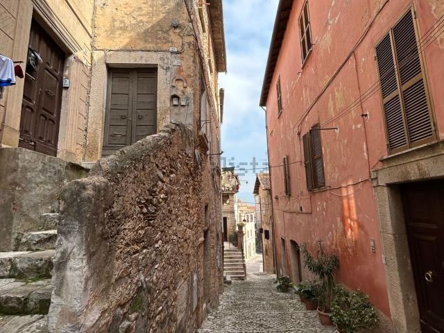 Appartamento in vendita a Priverno, Lazio