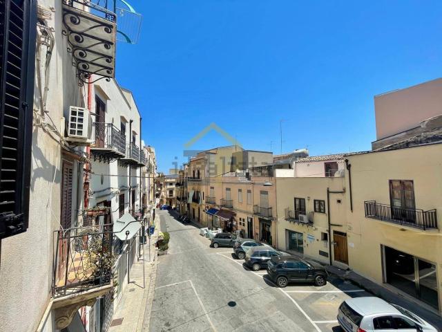 Appartamento in vendita a Castellammare del Golfo, Trapani