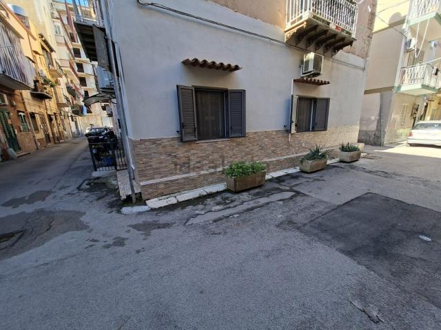Appartamento in vendita a VII Circoscrizione, Palermo