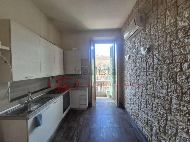 Appartamento in vendita a Quartiere 3, Firenze