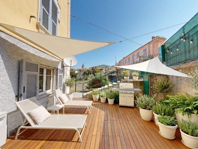 Appartamento in vendita a Finale Ligure, Liguria