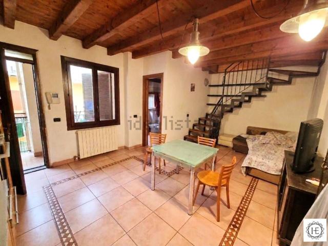 Appartamento in vendita a Brembate, Lombardia