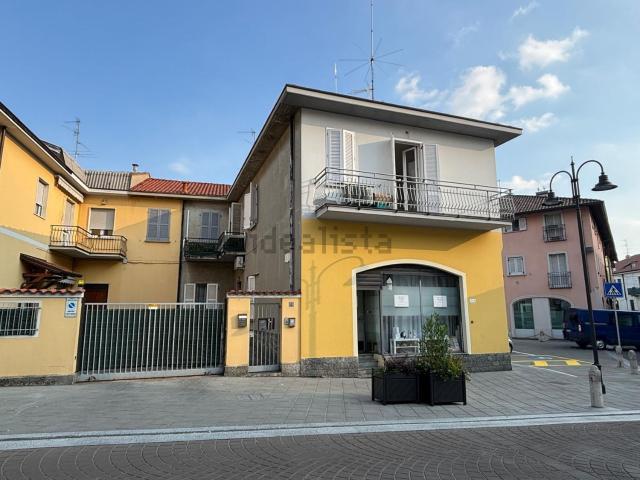 Appartamento in vendita a Copreno, Lentate sul Seveso