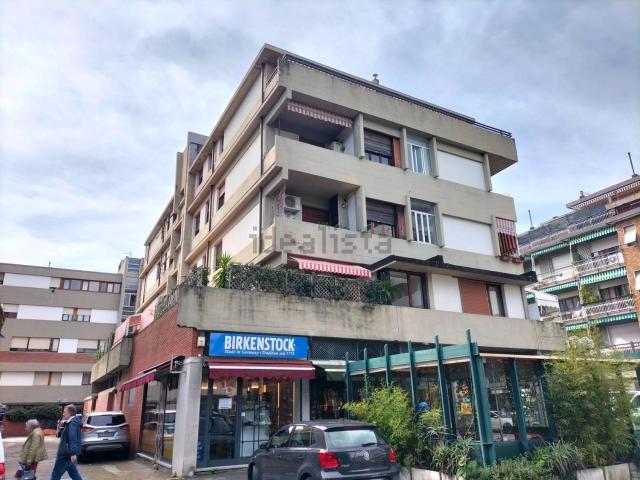 Appartamento in vendita a Marina di Carrara, Carrara