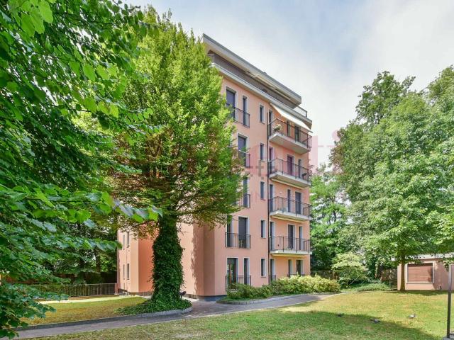 Appartamento in vendita a Mariano Comense, Como