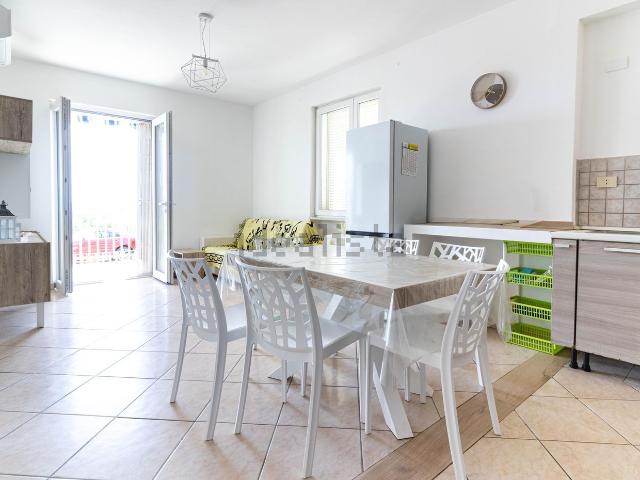 Appartamento in vendita a Villaggio Nettuno, Latina
