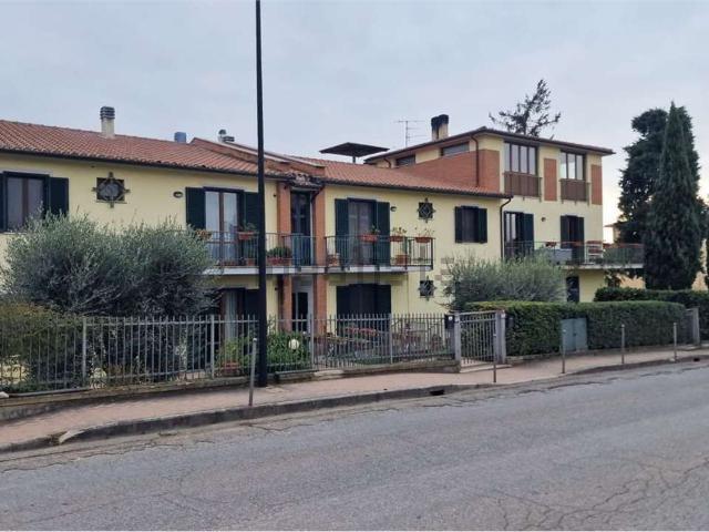 Appartamento in vendita a Colpetrazzo, Umbria