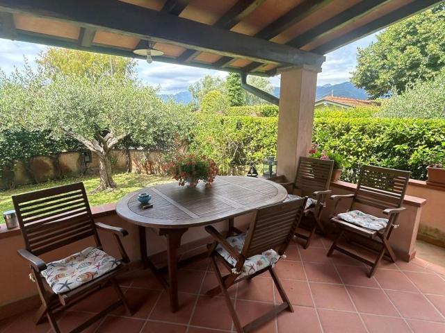 Appartamento in vendita a Tonfano, Toscana