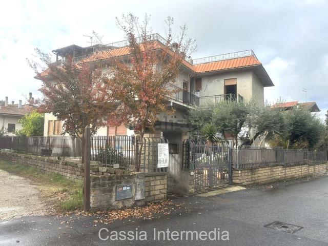Attico in vendita a Nepi, Lazio