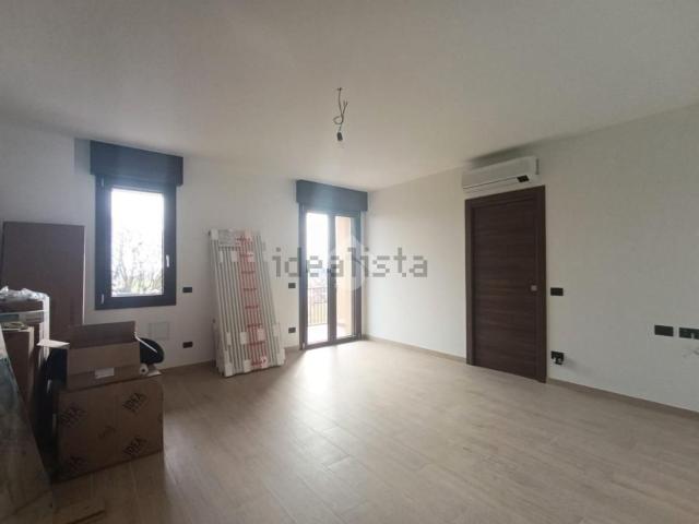 Appartamento in vendita a Comun Nuovo, Bergamo