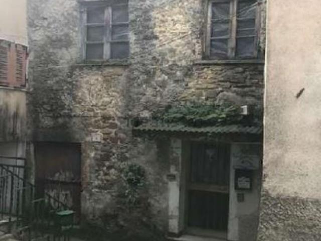 Appartamento in vendita a Follo, Liguria