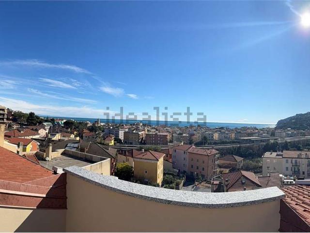 Appartamento in vendita a Spotorno, Liguria