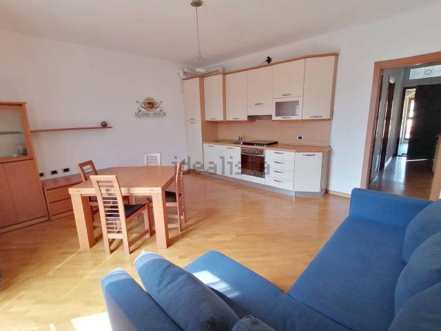 Appartamento in vendita a Pescarenico, Lecco