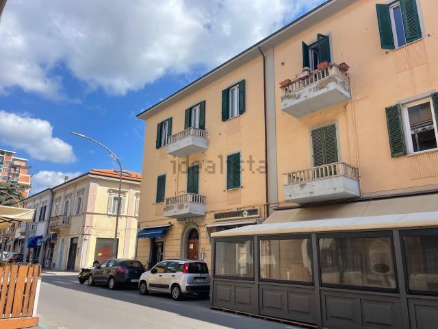 Appartamento in vendita a Follonica, Toscana