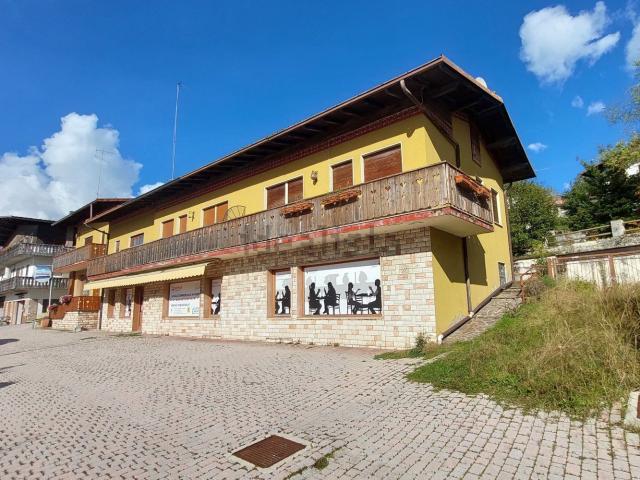 Appartamento in vendita a Canove Di Roana, Veneto