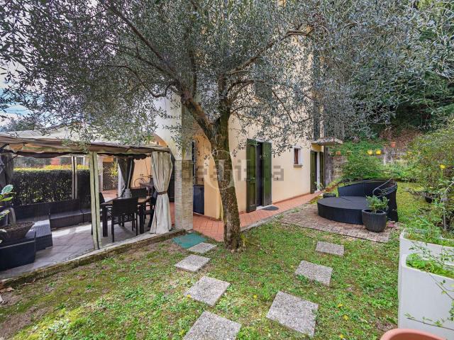 Appartamento in vendita a Comunità Montana Parco Alto Garda bresciano, Toscolano Maderno