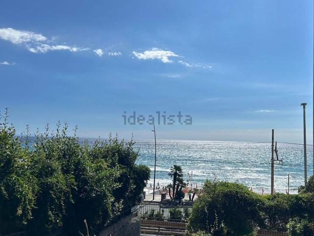 Appartamento in vendita a Laigueglia, Liguria