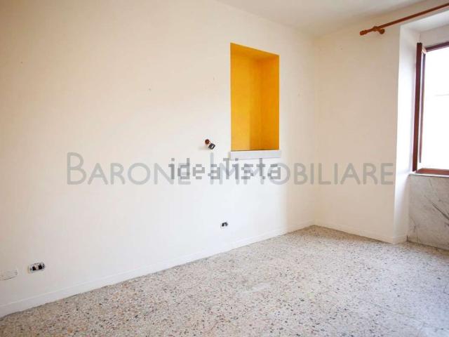 Appartamento in vendita a Pontecimato, Carrara