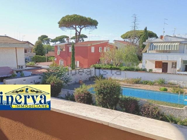 Appartamento in vendita a Piscinari, Roma Capitale