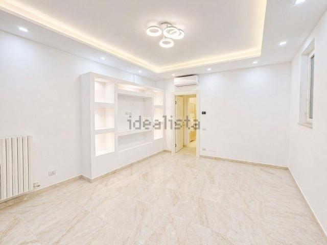Appartamento in vendita a Bernareggio, Lombardia